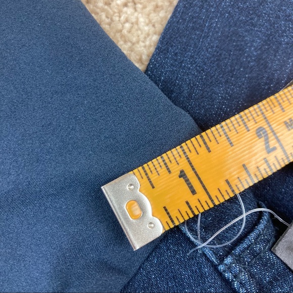 A Pea in the Pod Full Panel Skinny Maternity Jeans - Picture 10 of 14